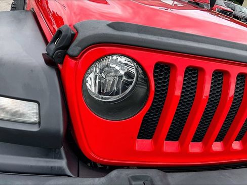 Used 2020 Jeep Wrangler Sport AWD/4WD image 31