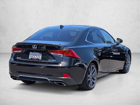 Used 2018 Lexus IS 350 F Sport RWD image 5