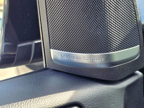 Used 2018 Mercedes-Benz GLE 350 w/ Premium 1 Package image 27