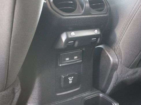 Used 2021 Jeep Wrangler Unlimited Sahara w/ LED Lighting Group image 23