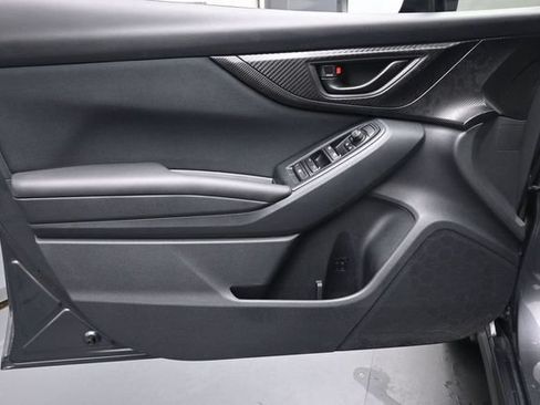 Used 2022 Subaru Crosstrek 2.0i AWD/4WD image 19
