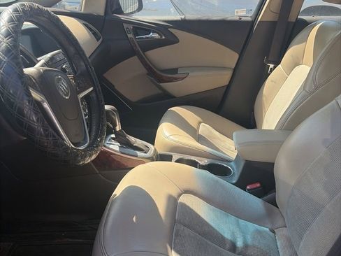 Used 2013 Buick Verano FWD image 2