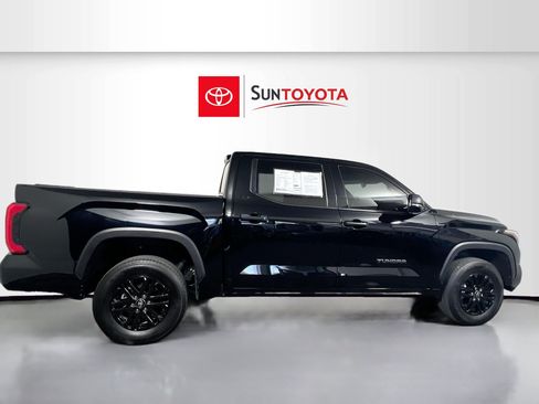Used 2025 Toyota Tundra SR5 w/ SR5 Convenience Package AWD/4WD image 2