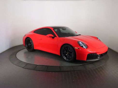 Certified 2026 Porsche 911 Carrera GTS RWD image 9