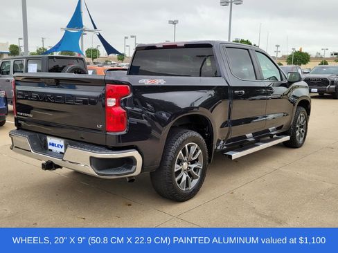 Used 2024 Chevrolet Silverado 1500 LT AWD/4WD image 4