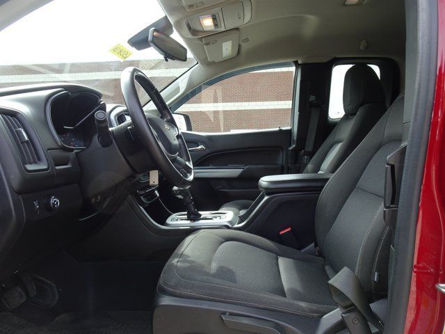 Used 2019 Chevrolet Colorado LT w/ LT Convenience Package RWD image 11