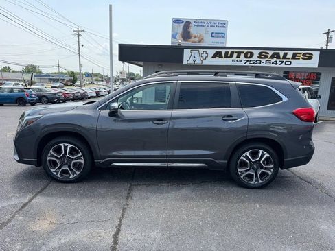 Used 2023 Subaru Ascent Limited w/ Technology Package AWD/4WD image 11