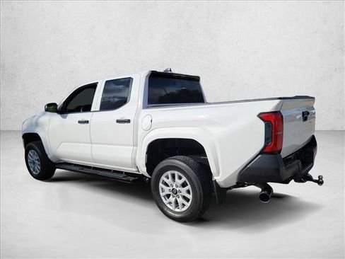 Used 2024 Toyota Tacoma SR RWD image 7
