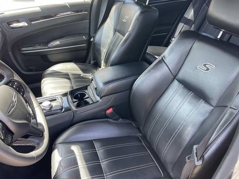 Used 2022 Chrysler 300 S w/ Safetytec Plus Group RWD image 22