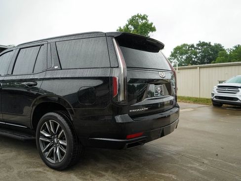 Used 2023 Cadillac Escalade Sport AWD/4WD image 21