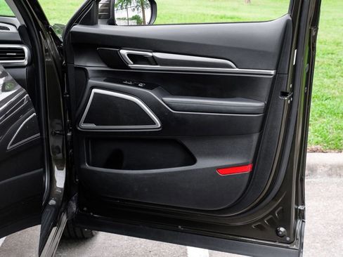 Used 2022 Kia Telluride S FWD image 51