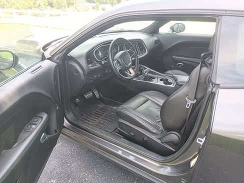 Used 2018 Dodge Challenger GT w/ Technology Group AWD/4WD image 3