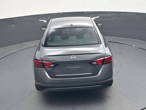 Used 2025 Nissan Altima 2.5 SV FWD image 28