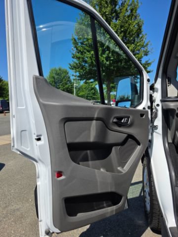 Used 2026 Ford Transit 350 XLT RWD image 5