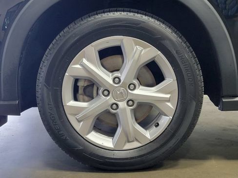 Certified 2023 Honda HR-V LX image 10