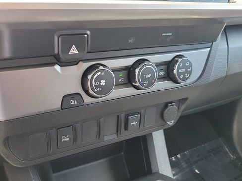 Certified 2022 Toyota Tacoma SR5 RWD image 18
