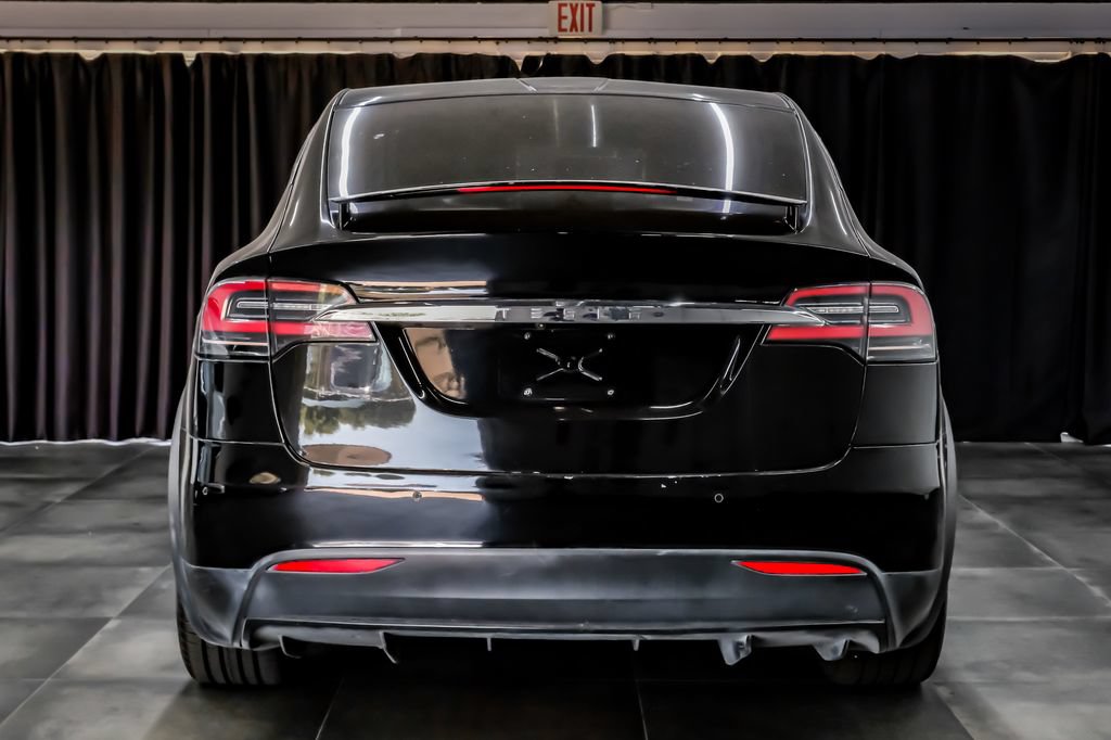 Used 2020 Tesla Model X Long Range AWD/4WD image 10
