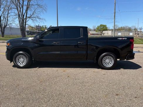 Used 2024 Chevrolet Silverado 1500 W/T AWD/4WD image 8