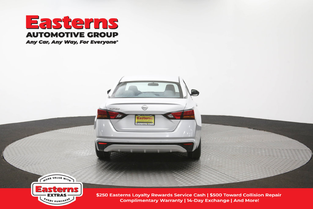 Used 2023 Nissan Altima 2.5 S FWD image 37