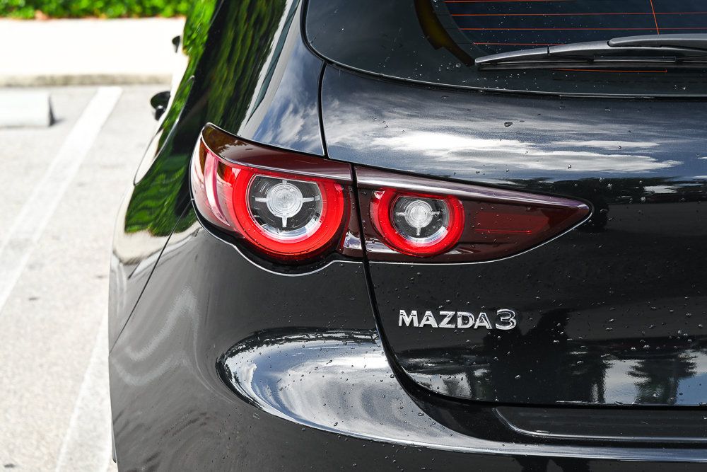 Used 2024 MAZDA MAZDA3 s FWD image 4