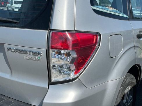 Used 2011 Subaru Forester 2.5X w/ Alloy Wheel Value Pkg AWD/4WD image 11
