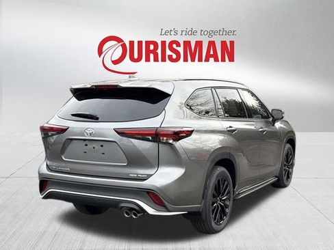 Used 2026 Toyota Highlander XSE image 2