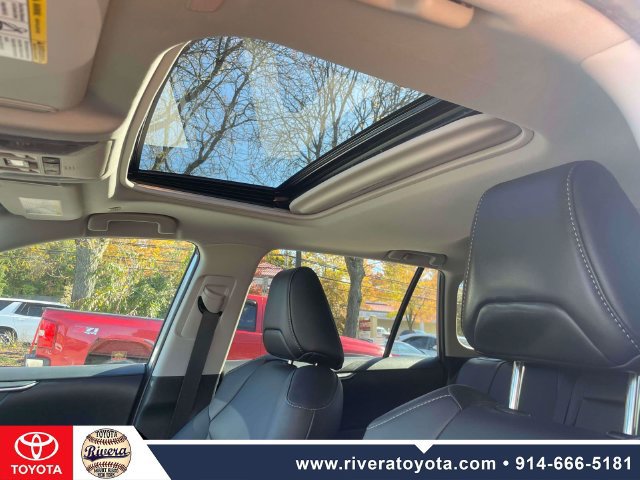 Certified 2023 Toyota RAV4 XLE Premium AWD/4WD image 19