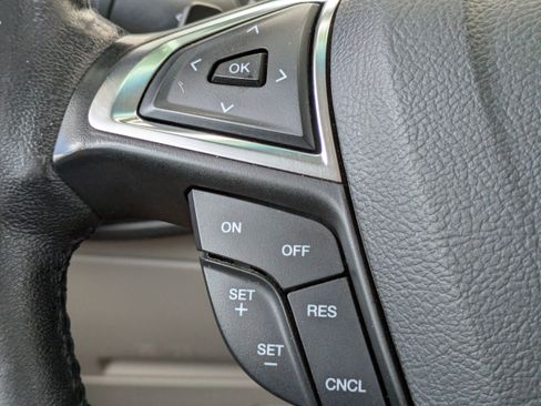 Used 2018 Ford Edge Titanium w/ Technology Package AWD/4WD image 25