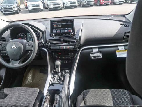 New 2026 Mitsubishi Eclipse Cross LE AWD/4WD image 15