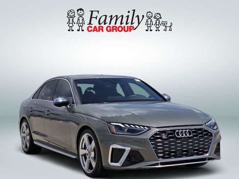 Used 2023 Audi S4 Premium w/ Convenience Package AWD/4WD image 2