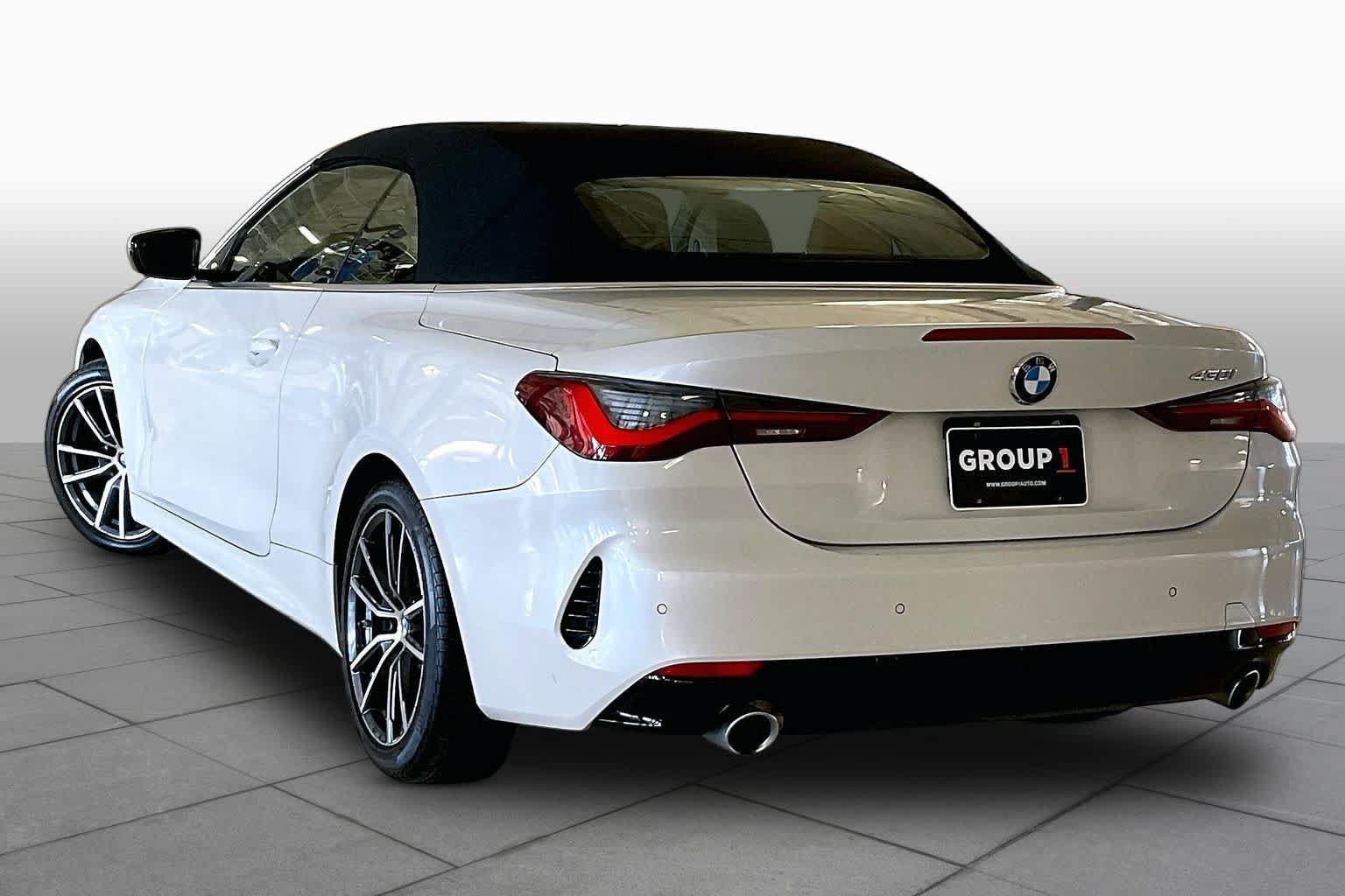 Used 2024 BMW 430i Convertible RWD image 11