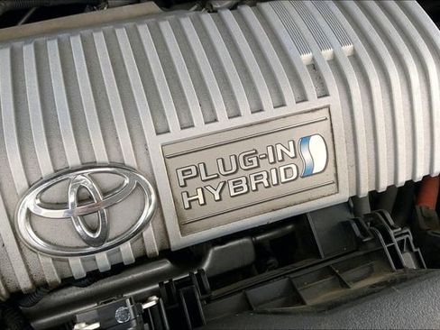 Used 2013 Toyota Prius Prime Advanced image 30