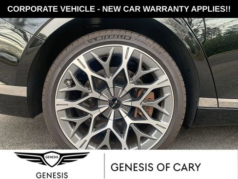 Used 2025 Genesis G90 3.5T image 27