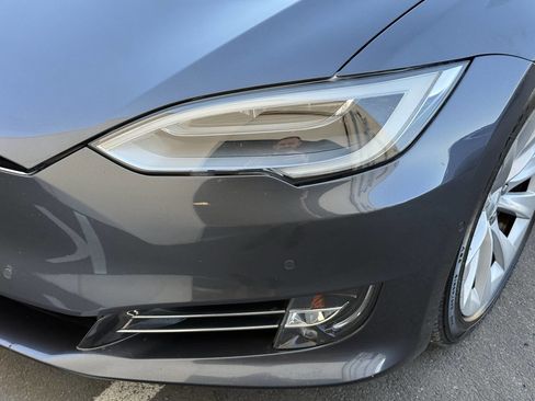 Used 2020 Tesla Model S Long Range Plus AWD/4WD image 34