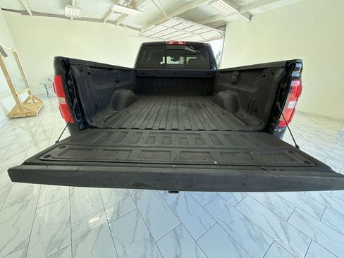 Used 2018 GMC Sierra 2500 SLT w/ Driver Alert Package AWD/4WD image 26
