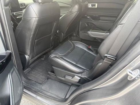 Used 2023 Ford Explorer ST w/ Equipment Group 401A AWD/4WD image 11