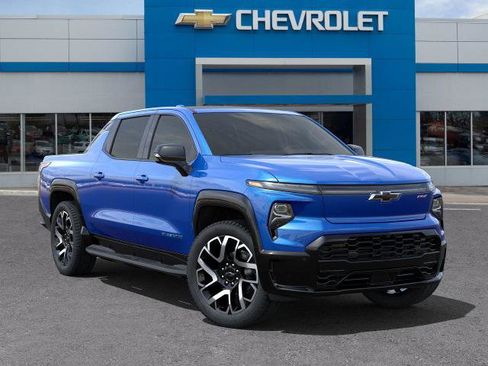 New 2025 Chevrolet Silverado EV RST image 39