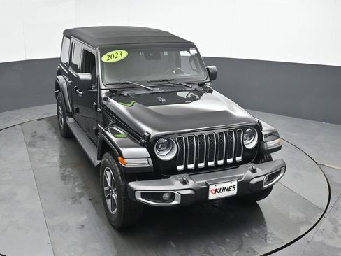Used 2023 Jeep Wrangler Sahara w/ LED Lighting Group image 40