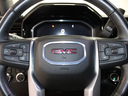 Used 2025 GMC Sierra 1500 SLT image 28