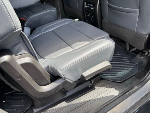 Used 2018 Chevrolet Traverse LT AWD/4WD image 26