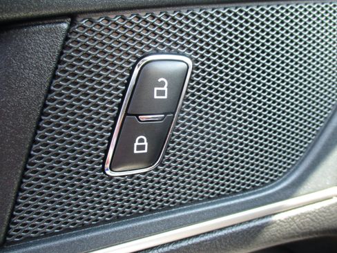 Used 2024 Ford Edge ST-Line AWD/4WD image 34