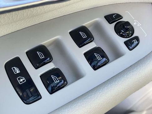 Used 2022 Volvo XC90 T6 Momentum w/ Advanced Package image 19