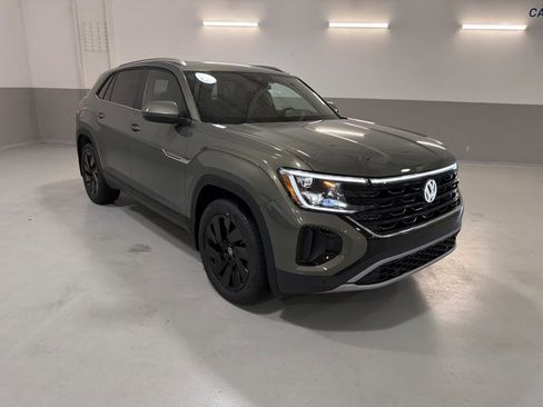 New 2026 Volkswagen Atlas Cross Sport SE AWD/4WD image 10