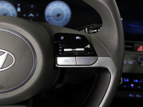 Certified 2024 Hyundai Elantra SEL FWD image 25
