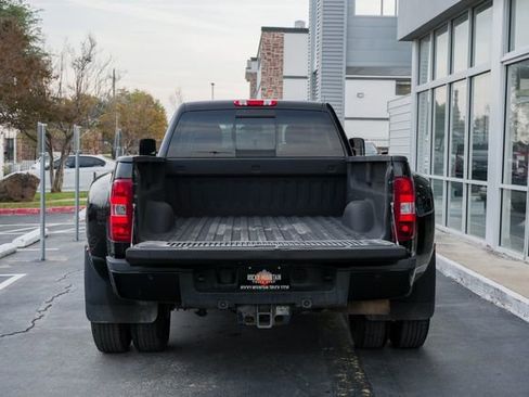 Used 2013 GMC Sierra 3500 Denali image 9
