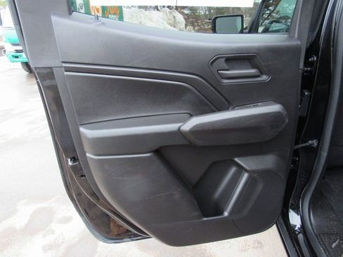 Used 2023 Chevrolet Colorado W/T image 18