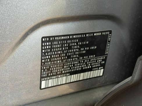Used 2026 Volkswagen Tiguan SE AWD/4WD image 28