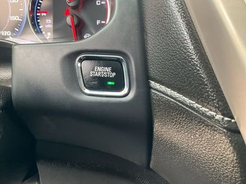 Used 2023 GMC Acadia Denali w/ Denali Technology Package image 15