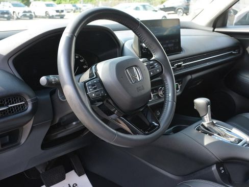 Used 2024 Honda HR-V EX-L image 11