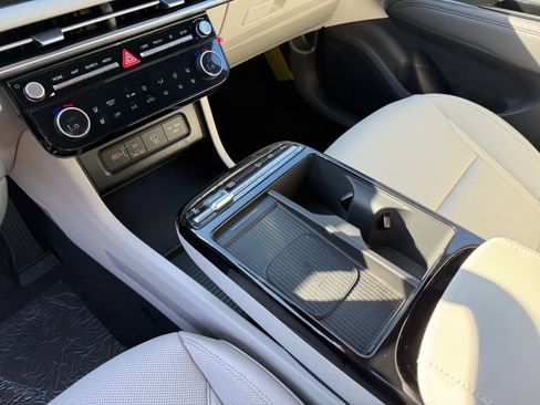 New 2026 Hyundai Tucson Limited image 13